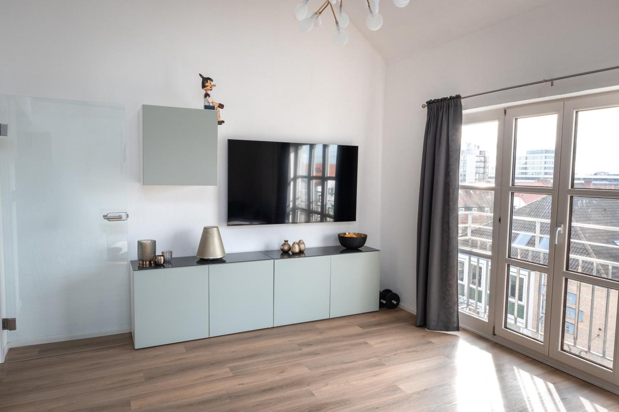 Eich-Penthouse, Zentral Am Stadtwald Mit Ausblick Ueber Die Stadt, 24H Self Check-In, Netflix, Disneyplus Hannover Buitenkant foto